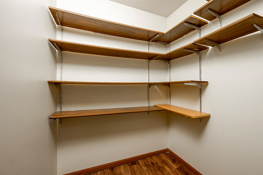 gallery-18-anthony-sq